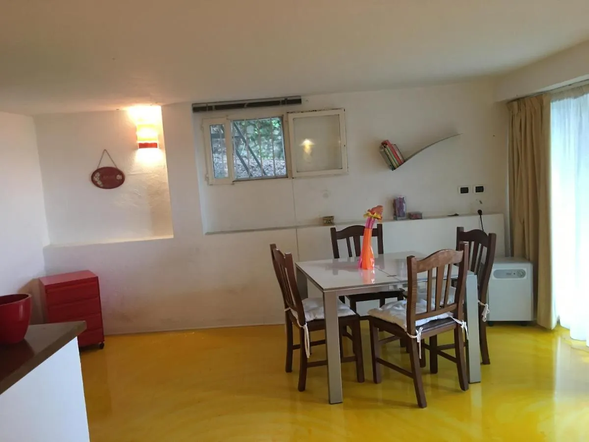 Villa Claudia-La Terrazza Sul Lago Padenghe sul Garda Italy