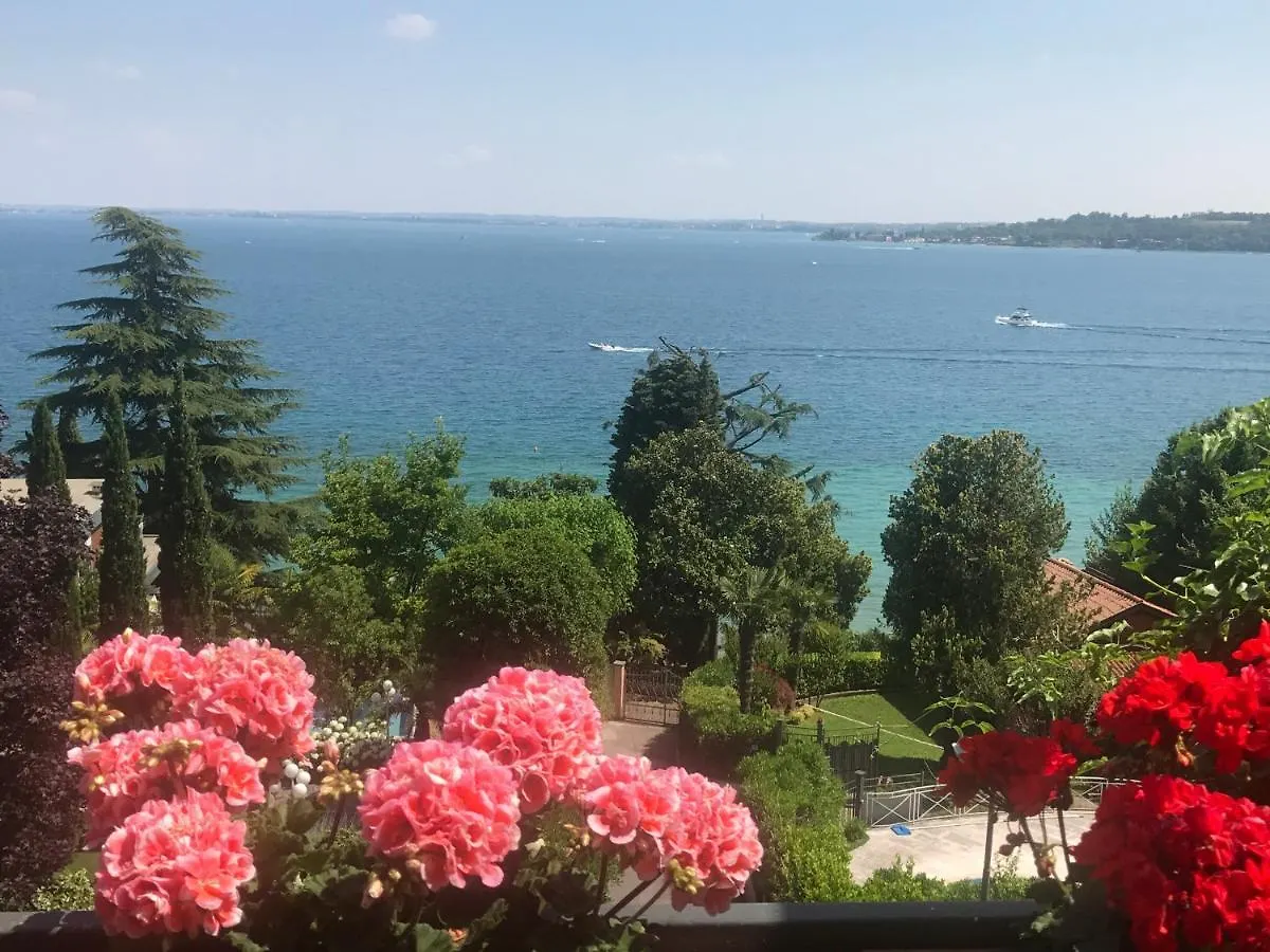 Villa Claudia-La Terrazza Sul Lago Padenghe sul Garda