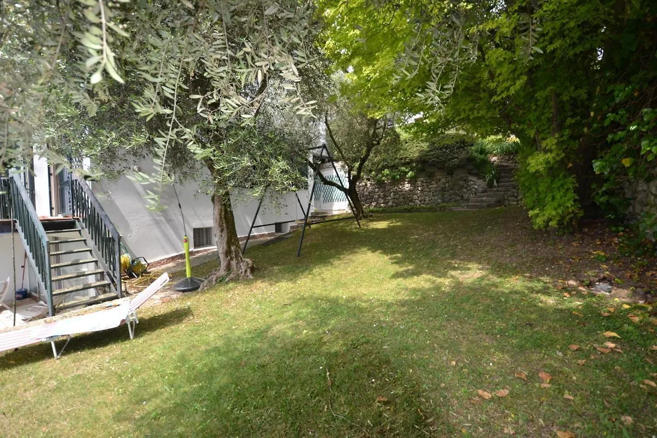Villa Claudia-La Terrazza Sul Lago Padenghe sul Garda 0*,  Italy